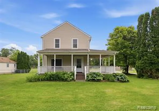 Homes for sale in Lake Orion, MI | 4615 Homesite Dr, Lake Orion, MI 48359 | MLS# 60984157