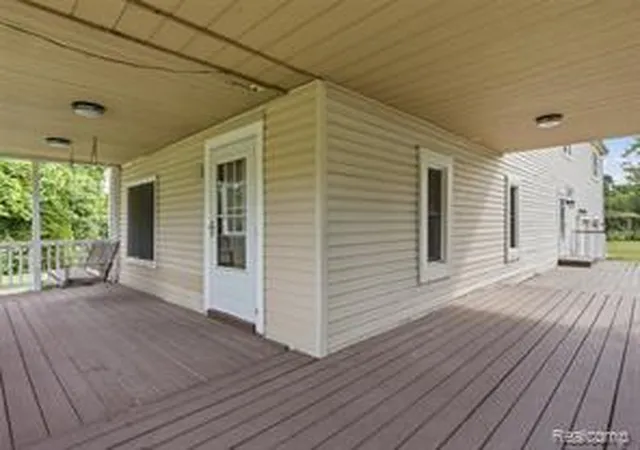 Homes for sale in Lake Orion, MI | 4615 Homesite Dr, Lake Orion, MI 48359 | MLS# 60984157