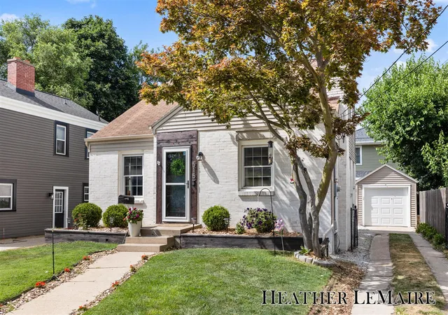 Photo 2 of Sale Pending at 515 Alger St, Grand Rapids, MI 49507 | MLS# 70547584 | Listing updated on 2026-07-26