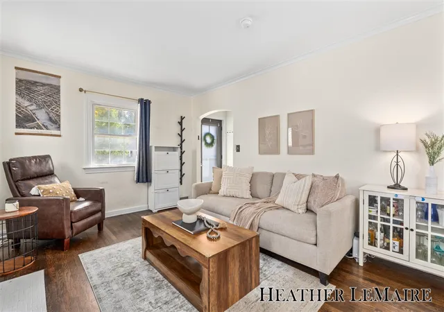 Photo 3 of Sale Pending at 515 Alger St, Grand Rapids, MI 49507 | MLS# 70547584 | Listing updated on 2026-07-26