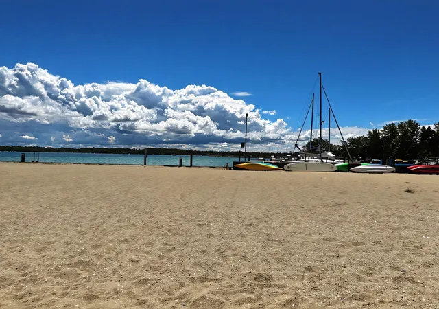 Listing Photo 2 - Condo for sale in building located at 772 N Waypoint Cir, Suttons Bay, MI 49682 - Unit #