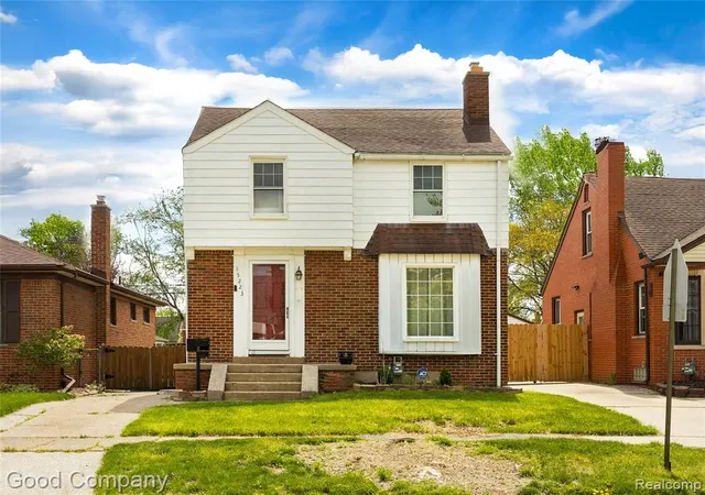 Homes for sale in Allen Park, MI | 15223 Thomas Ave, Allen Park, MI 48101 | MLS# 60997850