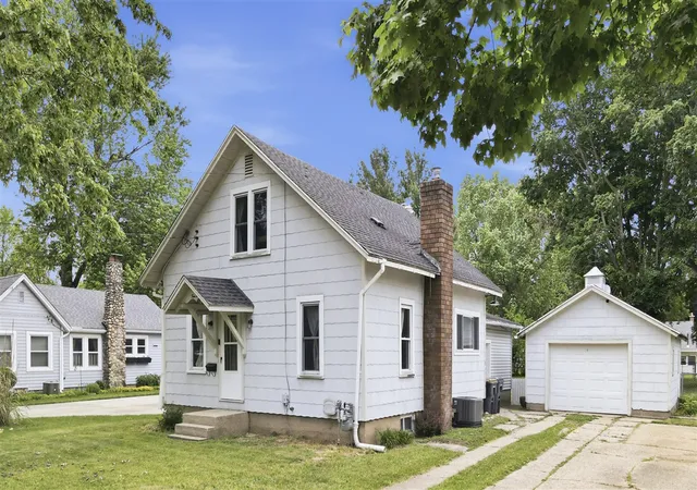 Homes for sale in Otsego, MI | 430 W Franklin St, Otsego, MI 49078 | MLS# 70538506