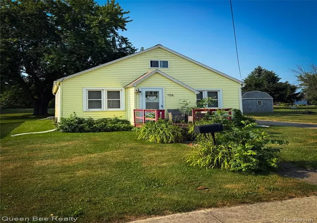 1st image of 126 Bartlett St, Harbor Beach, MI 48441 | MLS# 61013144