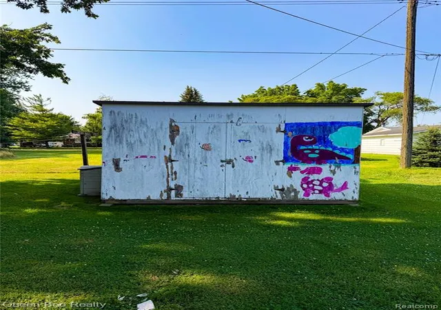4th image of 126 Bartlett St, Harbor Beach, MI 48441 | MLS# 61013144