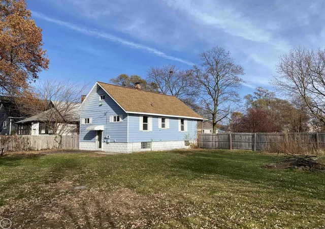 Homes for sale in Port Huron, MI | 2023 23rd St, Port Huron, MI 48060 | MLS# 50194867