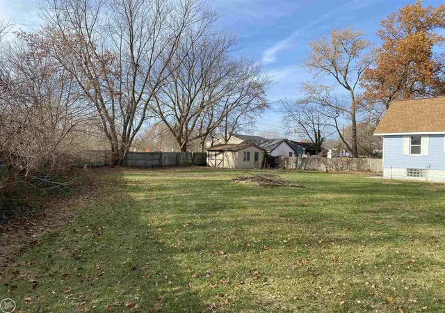Homes for sale in Port Huron, MI | 2023 23Rd St, Port Huron, MI 48060 | MLS# 50194867