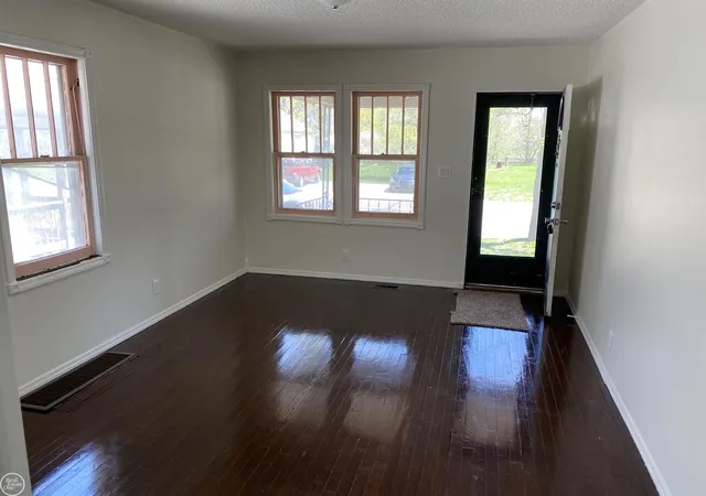 Homes for sale in Port Huron, MI | 2023 23Rd St, Port Huron, MI 48060 | MLS# 50194867