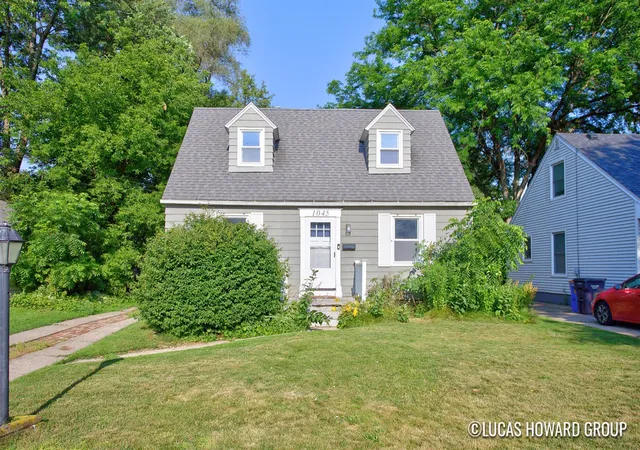 Homes for sale in Grand Rapids, MI | 1045 Diamond Ave, Grand Rapids, MI 49503 | MLS# 70544227