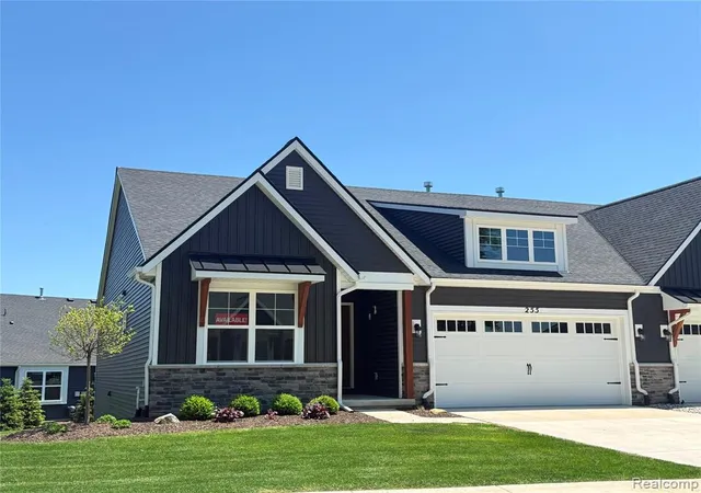 Homes for sale in Howell, MI | 255 Canyon Creek Ct #49, Howell, MI 48843 | MLS# 60973045