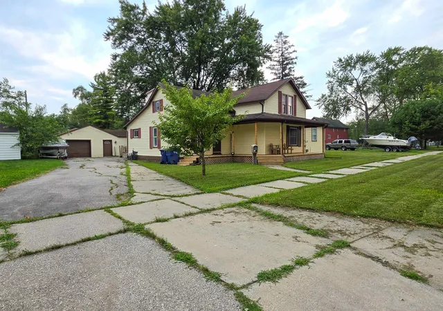 Photo 4 of Single family home for sale at 1306 Bradfield St, Bay City, MI 48706 | MLS# 50216150 | Listing updated on 2026-09-29