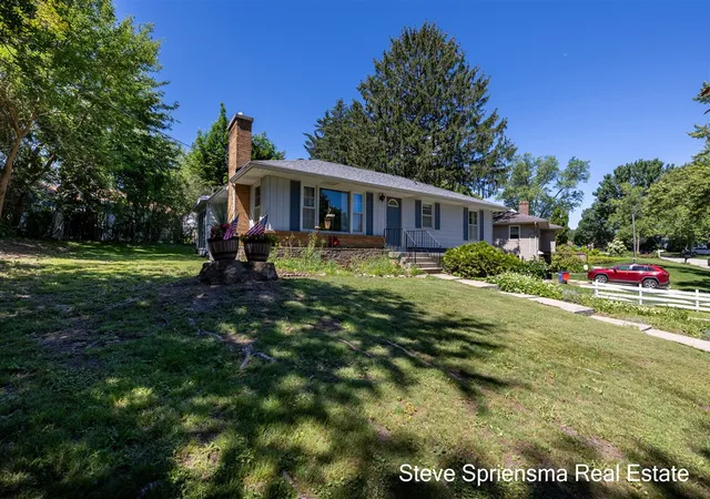 Homes for sale in Grand Rapids, MI | 1355 Derby Dr, Grand Rapids, MI 49504 | MLS# 70541217