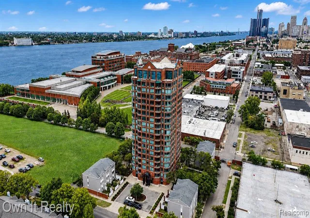 Photo 1 of Condo for sale at 3320 Spinnaker Ln #2F, Detroit, MI 48207 5004 | MLS# 61023639 | Listing updated on 2026-08-23