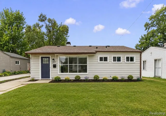 Photo 3 of Single family home for sale at 26565 Brush St, Madison Heights, MI 48071 | MLS# 61022536 | Listing updated on 2026-08-20