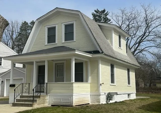 Single Family Residence at 814 N Monroe St, Albion, MI 49224 | MLS# 70396692 | | Sold on 2024-04-30