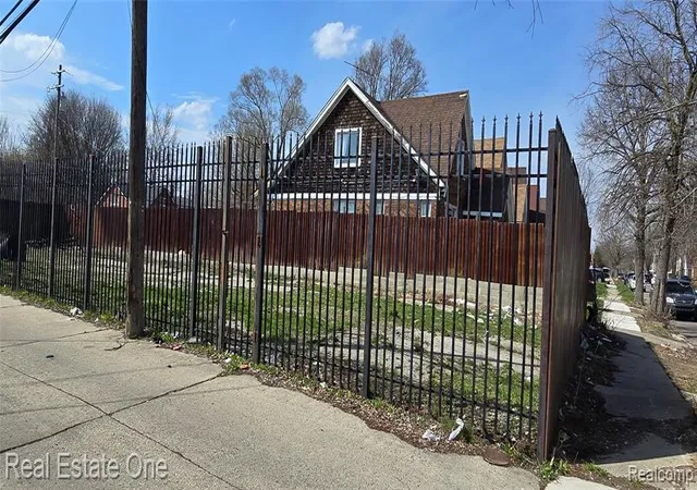 1st image of 7228 Rutherford St, Detroit, MI 48228 | MLS# 60983251