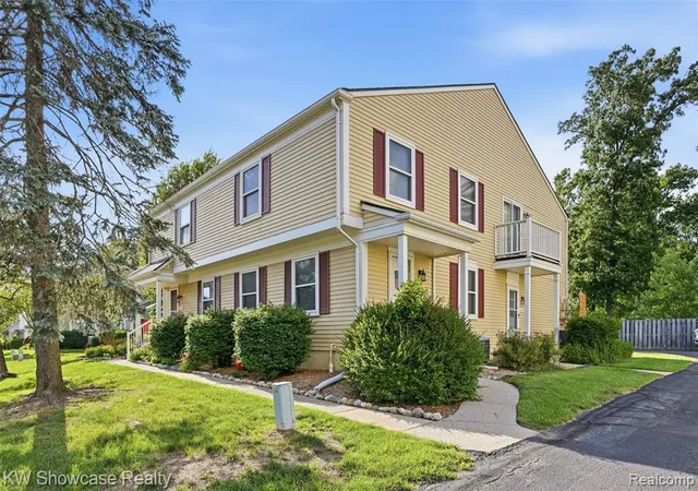 1st image of 1499 Mariner Dr, Walled Lake, MI 48390 | MLS# 61014224