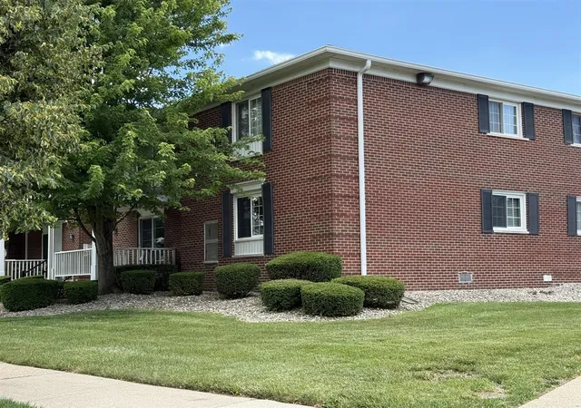 Homes for sale in Trenton, MI | 1749 Monticello St #E4, Trenton, MI 48183 | MLS# 70541022