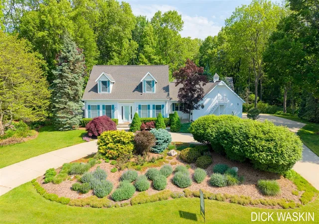 Homes for sale in Saugatuck, MI | 6515 Clearbrook Dr, Saugatuck, MI 49453 | MLS# 70525234