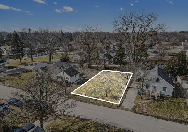 1st image of 405 Harvard St, Bay City, MI 48708 | MLS# 50200398