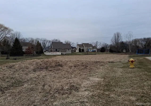 Homes for sale in Grand Blanc, MI | 8320 Deer Creek Ct, Grand Blanc, MI 48439 | MLS# 60973924