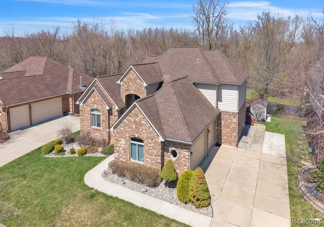 3rd image of 47081 Hidden River Cir, Canton, MI 48188 | MLS# 60985557