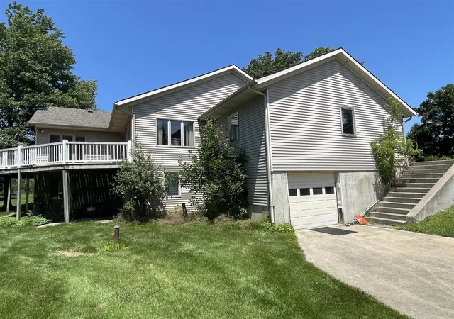 Photo 5 of Single family home for sale at 8335 Byron Garden Dr, Byron Center, MI 49315 | MLS# 70543424 | Listing updated on 2026-08-18
