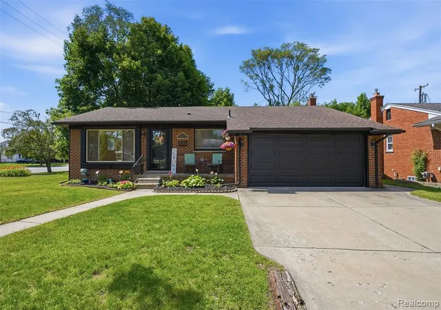 Photo 1 of Single family home for sale at 27407 Buckingham St, Livonia, MI 48154 | MLS# 61019106 | Listing updated on 2026-08-28