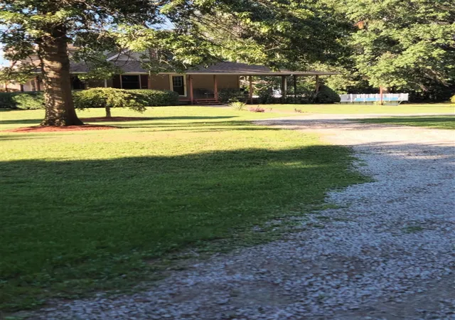 Photo 2 of Sale Pending at 1344 Yensch Rd, Dundee, MI 48131 | MLS# 70554028 | Listing updated on 2026-08-26