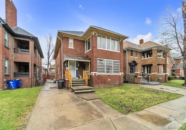 3rd image of 2051 Calvert St, Detroit, MI 48206 | MLS# 60380415