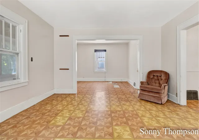 Photo 3 of Single family home for sale at 53 Baylis St, Grand Rapids, MI 49507 | MLS# 70536704 | Listing updated on 2026-09-30