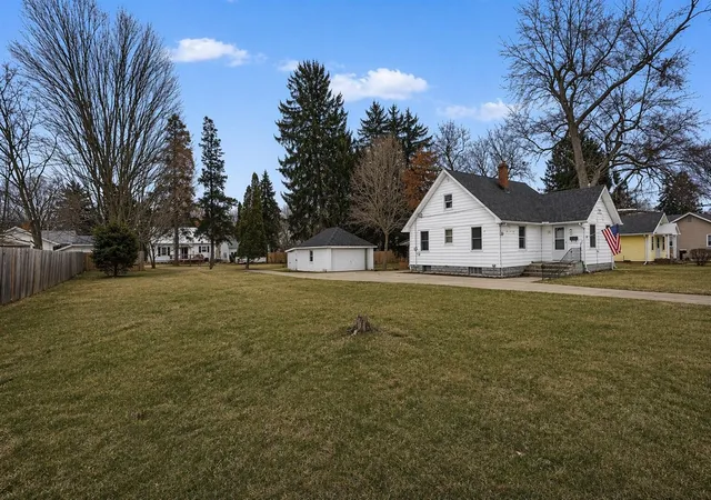 Homes for sale in Buchanan, MI | 314 Chippewa St, Buchanan, MI 49107 | MLS# 70509921