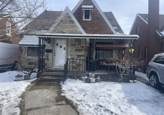 Photo 2 of Sale Pending at 5430 Kendal St, Dearborn, MI 48126 | MLS# 70453302 | Listing updated on 2025-03-27