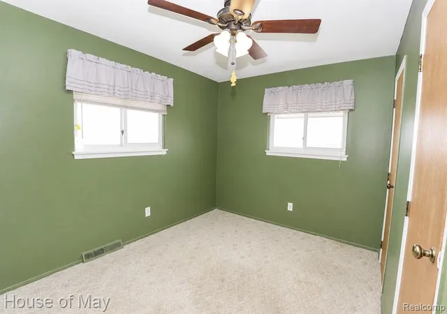 Homes for sale in Melvindale, MI | 18233 Ruth St, Melvindale, MI 48122 | MLS# 60996835