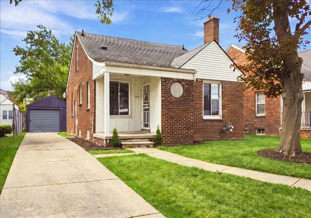 Photo 2 of Sale Pending at 16143 Oakfield St, Detroit, MI 48235 | MLS# 70549351 | Listing updated on 2026-09-14