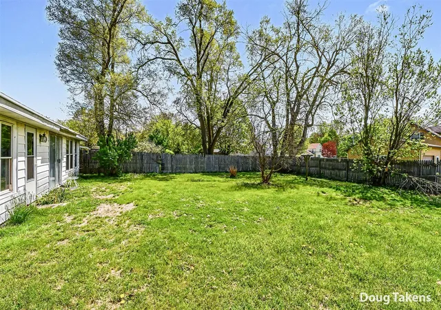 Homes for sale in Belding, MI | 527 W Ellis St, Belding, MI 48809 | MLS# 70529861