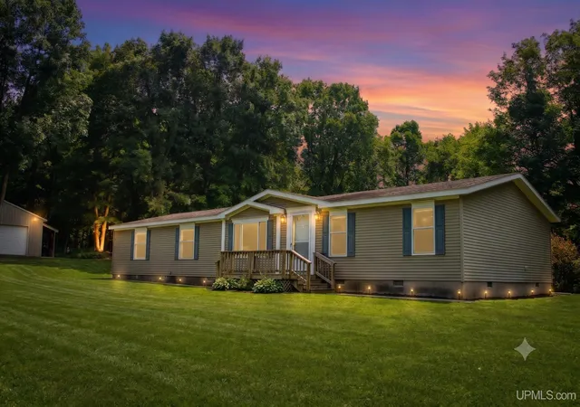 Photo 1 of Single family home for sale at 2265 W Beaver Pete Rd, Vulcan, MI 49892 | MLS# 50217671 | Listing updated on 2026-10-02