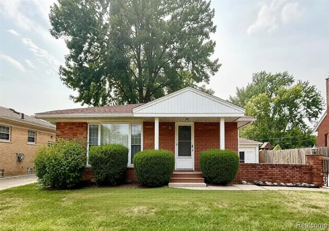 Photo 1 of Sale Pending at 24255 Flower Ave, Eastpointe, MI 48021 1024 | MLS# 61013909 | Listing updated on 2026-08-28