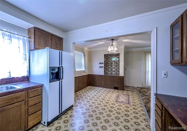 Photo 3 of Sale Pending at 24255 Flower Ave, Eastpointe, MI 48021 1024 | MLS# 61013909 | Listing updated on 2026-08-28