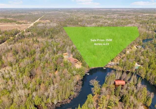 Homes for sale in Grayling, MI | 1114 Deckrow Trl, Grayling, MI 49738 | MLS# 70527554