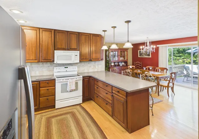 Photo 3 of Single family home for sale at 3346 Panorama Ln, Traverse City, MI 49684 | MLS# 80072829 | Listing updated on 2026-09-08