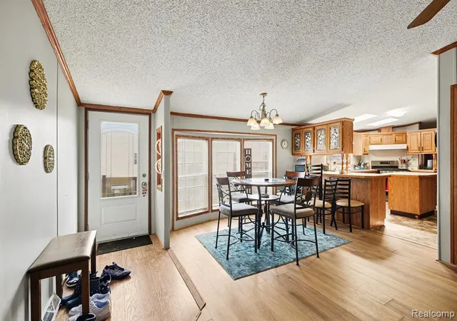Homes for sale in Clinton Township, MI | 23312 Crystal Dr, Clinton Township, MI 48036 | MLS# 60981774