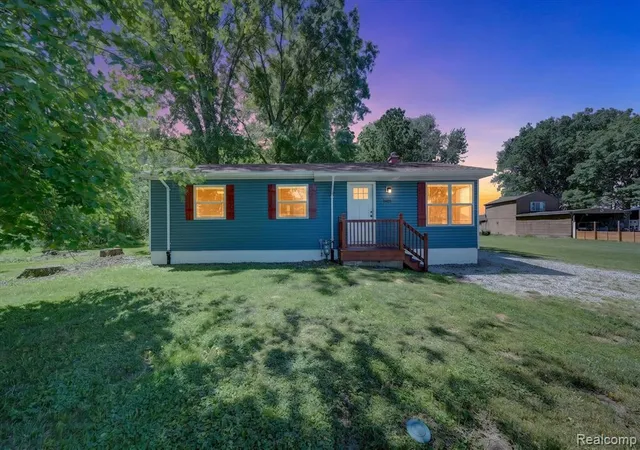 2nd image of 2185 N Channel Dr, Harsens Island, MI 48028 9789 | MLS# 61002795