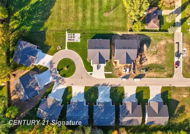 image of 4073 Woodburn Ct, Saginaw, MI 48603