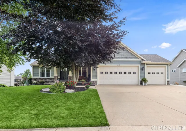 Homes for sale in Byron Center, MI | 1840 Planters Row Dr, Byron Center, MI 49315 | MLS# 70544575