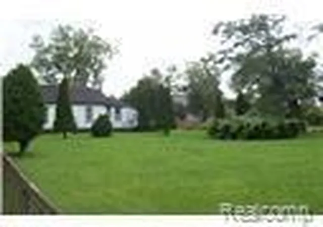 2nd image of 2761 Vermont, Detroit, MI 48216 | MLS# 60970281