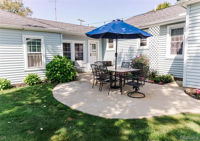 16th image of 1115 Kingston Ave, Flint, MI 48507 | MLS# 60981796