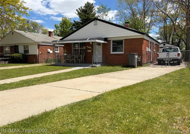 Homes for sale in Ecorse, MI | 3953 19th St, Ecorse, MI 48229 | MLS# 61008398