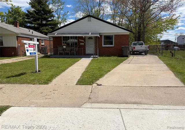 Homes for sale in Ecorse, MI | 3953 19Th St, Ecorse, MI 48229 | MLS# 61008398