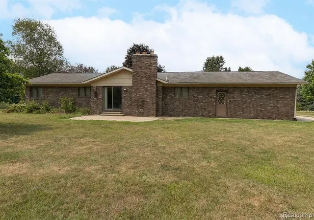 2nd image of 4177 Lake George Rd, Dryden, MI 48428 | MLS# 61021629